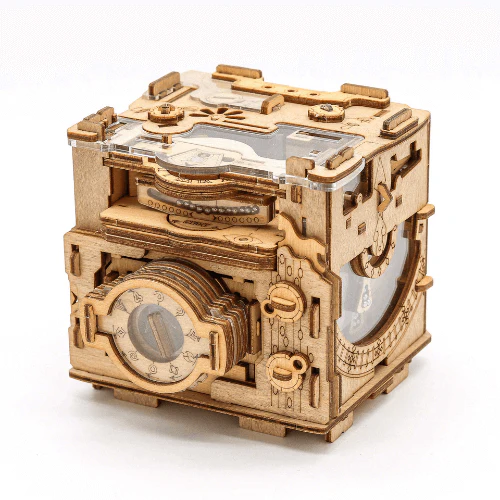 Cluebox Sherlock's Camera - Image 10